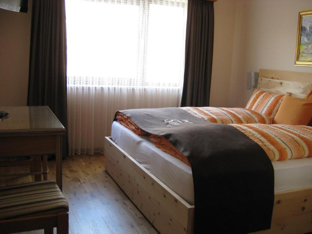 Hotel Pizzeria Selva Цернец Экстерьер фото