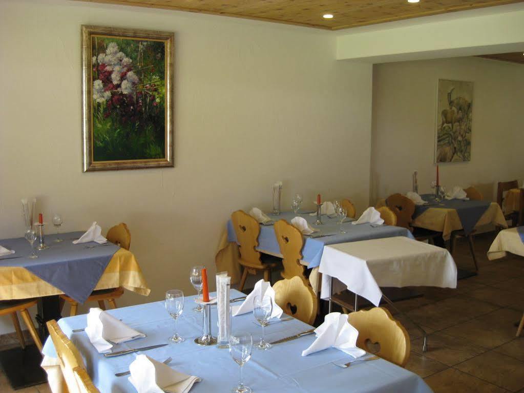 Hotel Pizzeria Selva Цернец Экстерьер фото